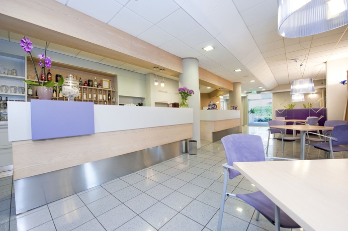 Imagen del bar/restaurante del Hotel Best Western Aries. Foto 4