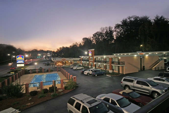 Imagen general del Hotel Best Western Asheville Blue Ridge Parkway. Foto 2