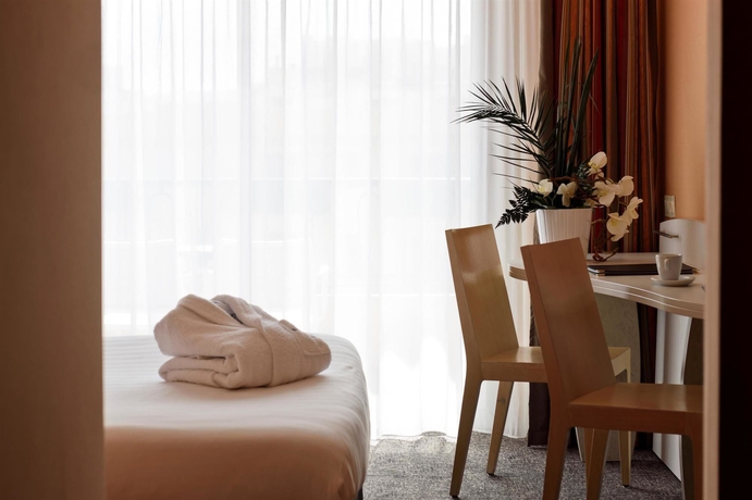 Imagen de la habitación del Hotel Best Western Astoria. Foto 13