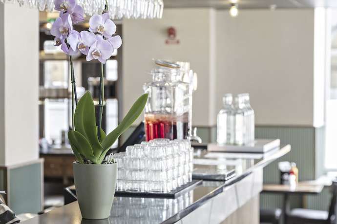 Imagen de los interiores del Hotel Best Western At 108. Foto 19