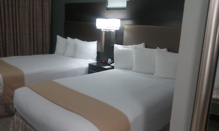 Imagen de la habitación del Hotel Best Western At O'hare. Foto 8