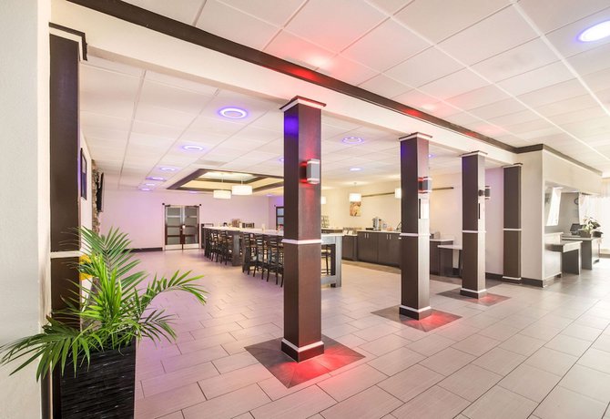 Imagen de los interiores del Hotel Best Western Atlanta Cumberland/Galleria. Foto 18