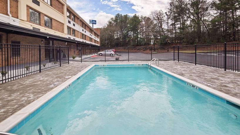 Imagen de la piscina del Hotel Best Western Atlanta-Marietta Ballpark. Foto 20