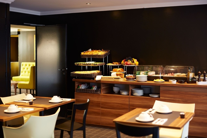 Imagen del bar/restaurante del Hotel Best Western Atrium Valence. Foto 6