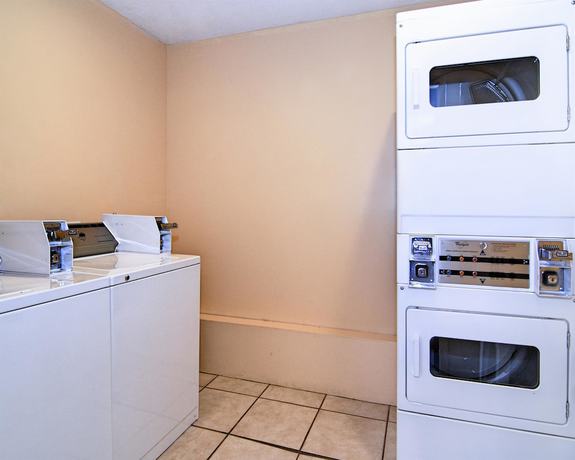 Imagen de los interiores del Hotel Best Western Auburn/opelika Inn. Foto 18