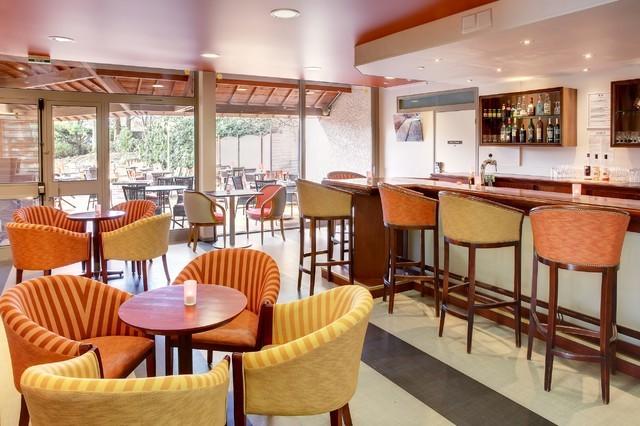 Imagen del bar/restaurante del Hotel Best Western Auray Le Loch. Foto 2