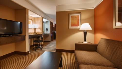 Imagen de la habitación del Hotel Best Western Bayou Inn And Suites. Foto 6
