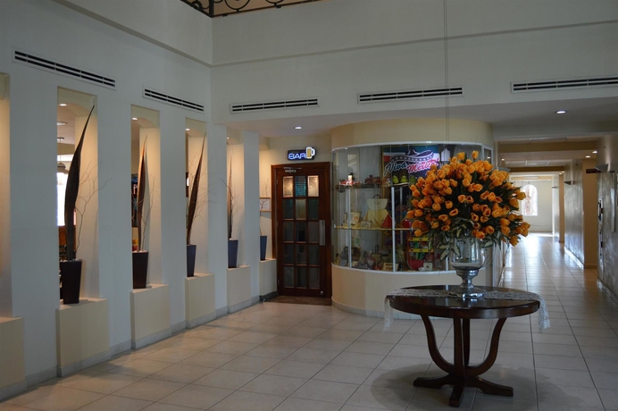 Imagen de los interiores del Hotel Best Western Bazarell Inn. Foto 15