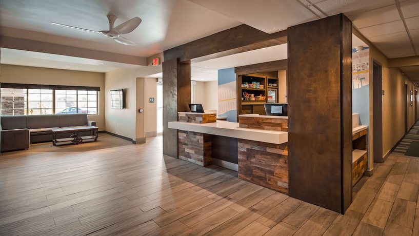 Imagen de los interiores del Hotel Best Western Beachside Inn. Foto 20
