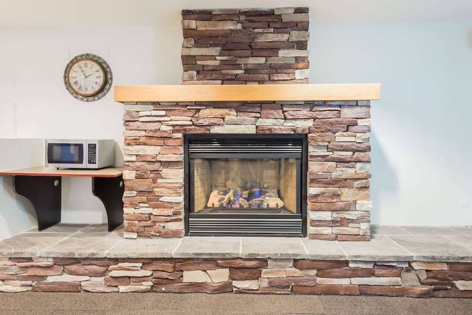 Imagen de los interiores del Hotel Best Western Bellemont Shadow Mountain Inn. Foto 20