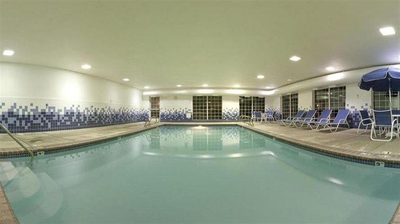 Imagen de la piscina del Hotel Best Western Bend North. Foto 16