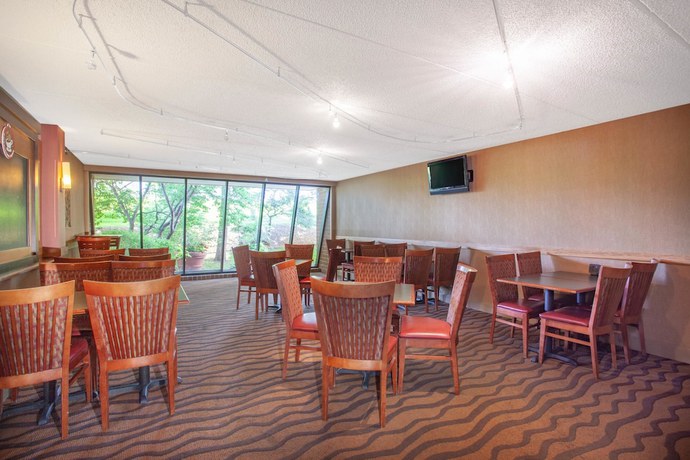 Imagen del bar/restaurante del Hotel Best Western Bloomington Edina - Minneapolis. Foto 3