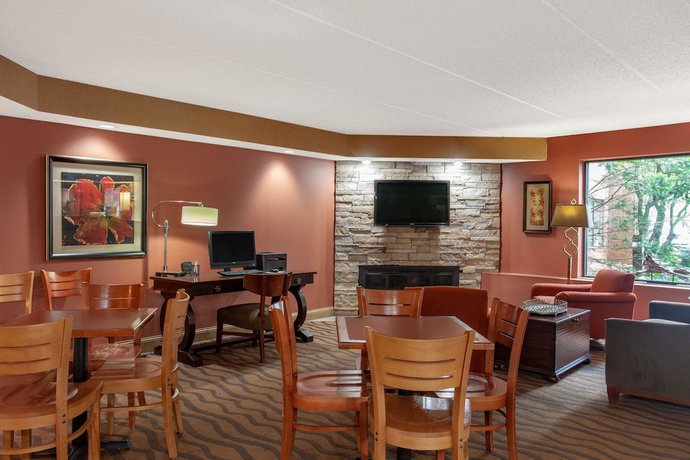 Imagen de los interiores del Hotel Best Western Bloomington Edina - Minneapolis. Foto 12
