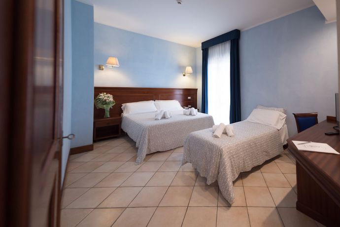 Imagen de la habitación del Hotel Best Western Blumarea. Foto 6