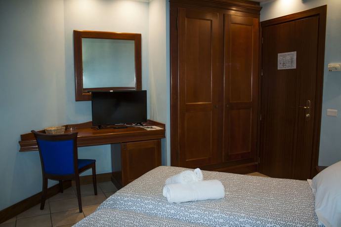 Imagen de la habitación del Hotel Best Western Blumarea. Foto 16