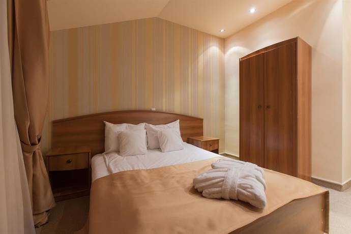 Imagen de la habitación del Hotel Best Western Bohemian Resort. Foto 3