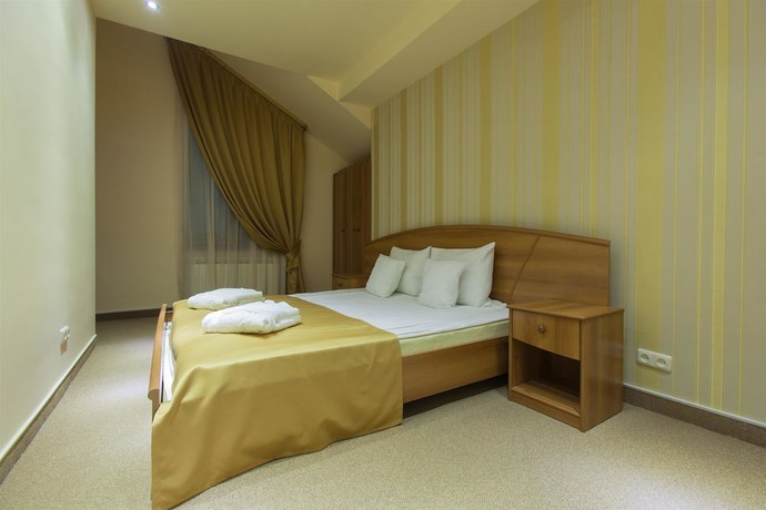 Imagen de la habitación del Hotel Best Western Bohemian Resort. Foto 7