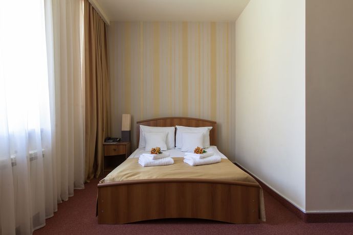 Imagen de la habitación del Hotel Best Western Bohemian Resort. Foto 16