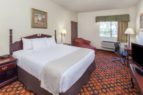 Imagen de la habitación del Hotel Best Western Bolingbrook. Foto 4