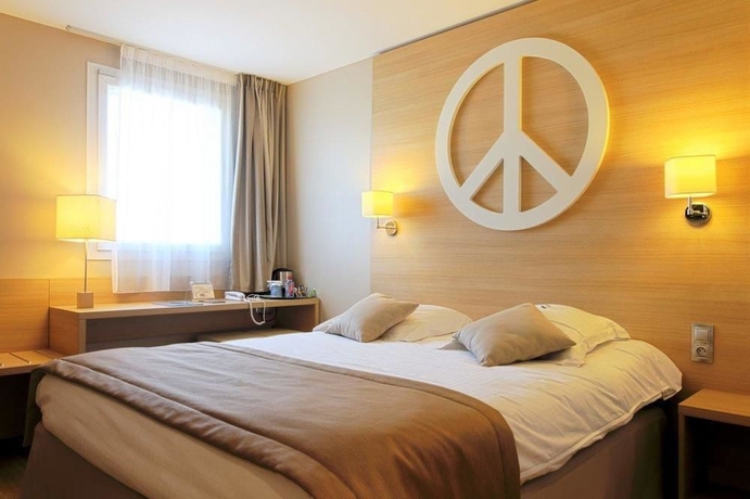 Imagen de la habitación del Hotel Best Western Bourgoin Jallieu. Foto 9