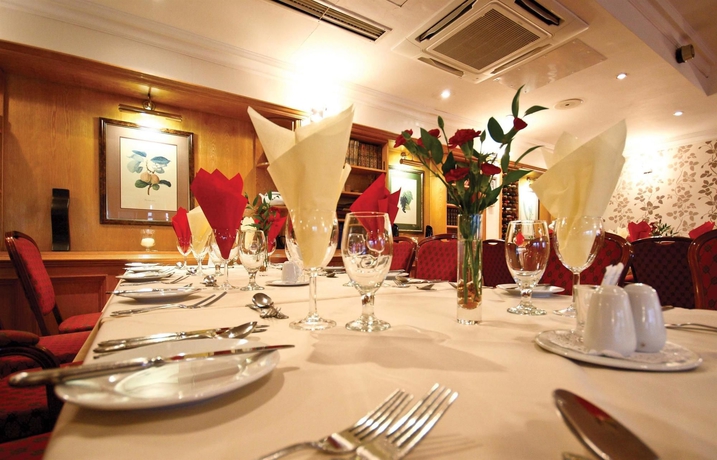 Imagen del bar/restaurante del Hotel Best Western Bradford Guide Post. Foto 2