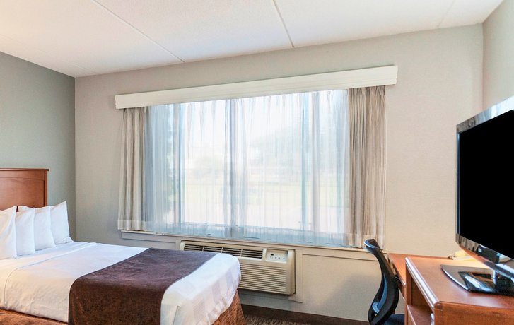 Imagen de la habitación del Hotel Best Western Bridgeview. Foto 7