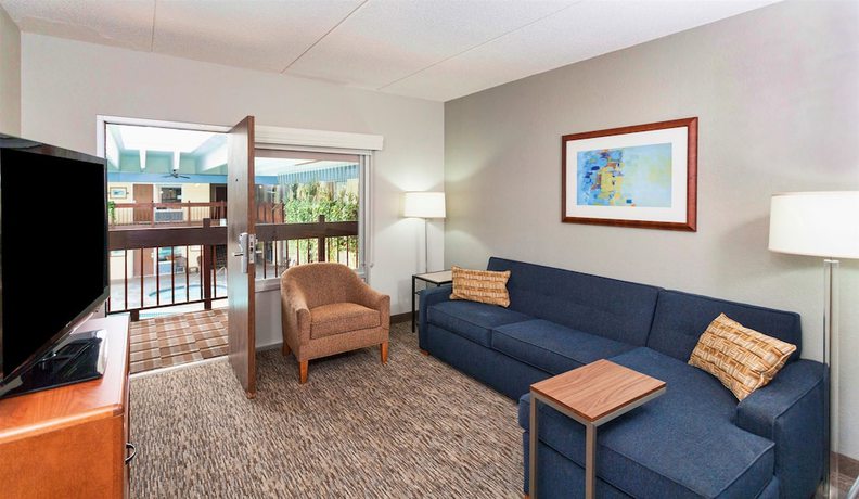 Imagen de la habitación del Hotel Best Western Bridgeview. Foto 12
