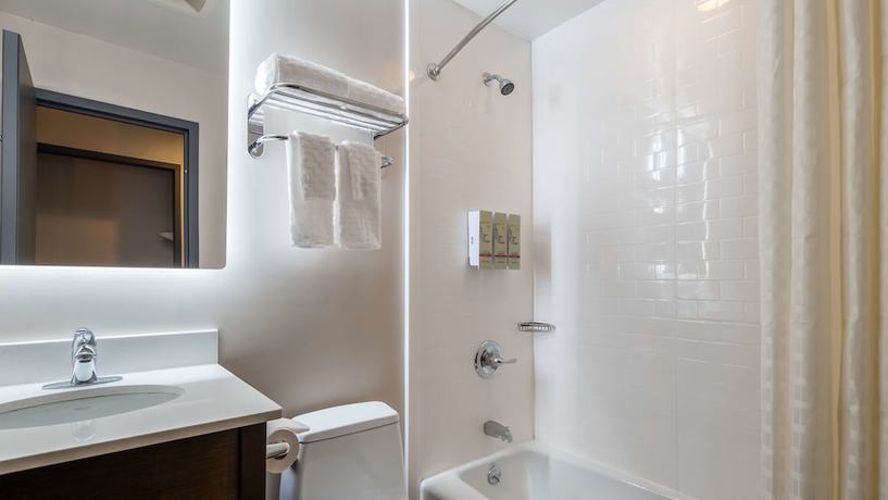 Imagen de la habitación del Hotel Best Western Brooklyn-Coney Island Inn. Foto 10