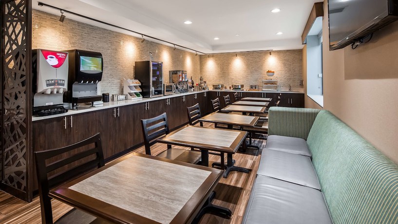 Imagen del bar/restaurante del Hotel Best Western Brooklyn-Coney Island Inn. Foto 3