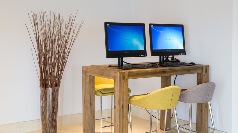 Imagen de los interiores del Hotel Best Western Brossard. Foto 10