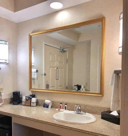 Imagen de la habitación del Hotel Best Western Byron Center. Foto 11