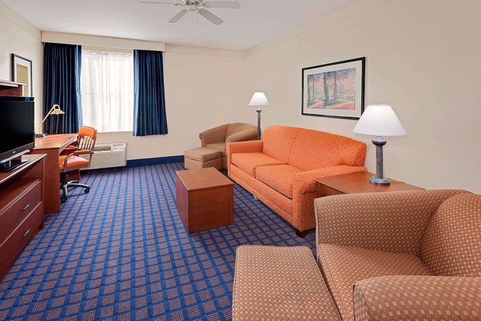 Imagen de la habitación del Hotel Best Western Byron Center. Foto 14