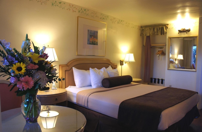 Imagen de la habitación del Hotel Best Western Cabrillo Garden Inn. Foto 8