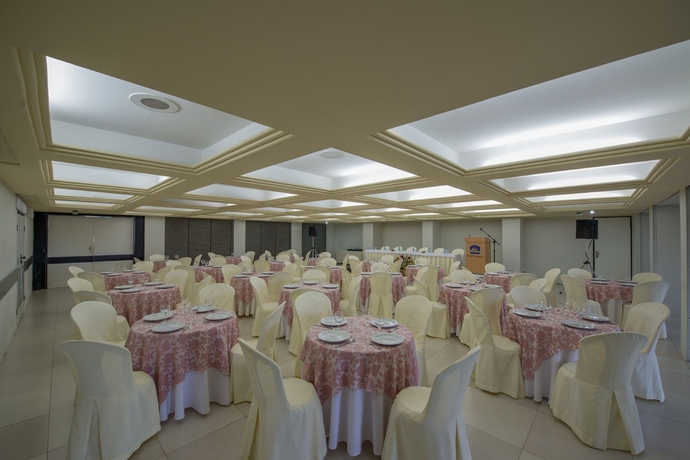 Imagen de los interiores del Hotel Best Western Caicara. Foto 12