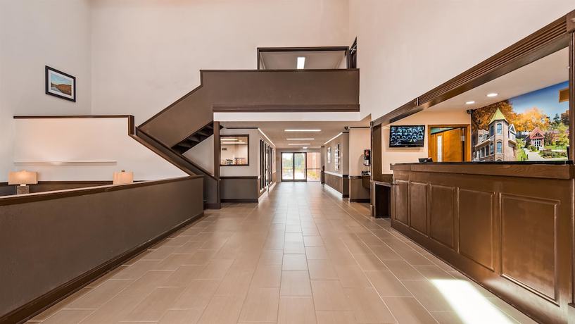 Imagen de los interiores del Hotel Best Western Campbellsville Inn. Foto 20