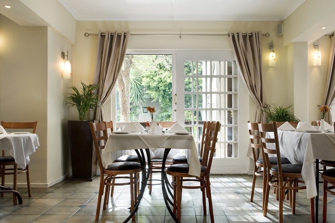 Imagen de los interiores del Hotel Best Western Cape Suites. Foto 10