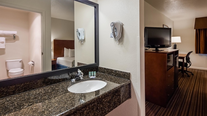 Imagen de la habitación del Hotel Best Western Capital City Inn. Foto 8