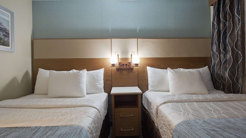 Imagen de la habitación del Hotel Best Western Carlsbad By The Sea. Foto 4