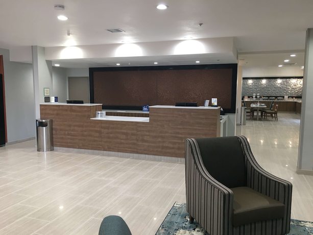 Imagen de los interiores del Hotel Best Western Carlsbad By The Sea. Foto 18