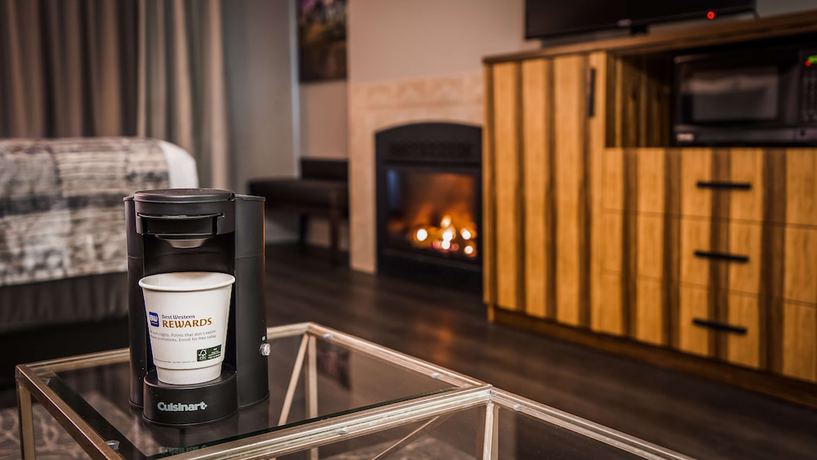 Imagen de la habitación del Hotel Best Western Cedar Inn and Suites. Foto 13