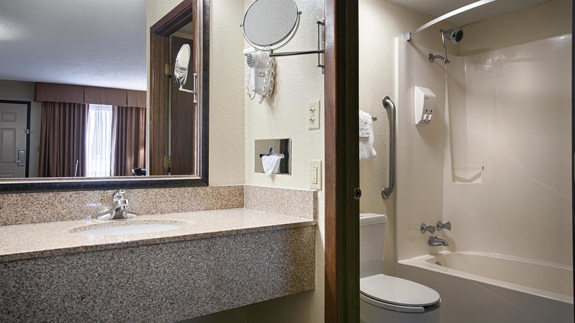 Imagen de la habitación del Hotel Best Western Center Pointe Inn. Foto 5