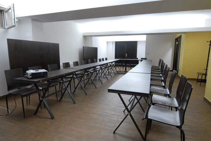 Imagen de los interiores del Hotel Best Western Central, Arad. Foto 12