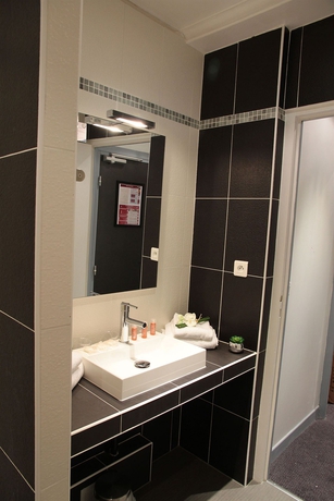 Imagen de la habitación del Hotel Best Western Centre Reims. Foto 12