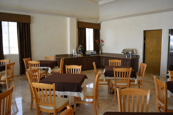 Imagen del bar/restaurante del Hotel Best Western Centro Cadereyta. Foto 5