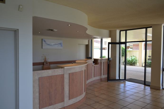 Imagen de los interiores del Hotel Best Western Chaffey International Motor Inn. Foto 17