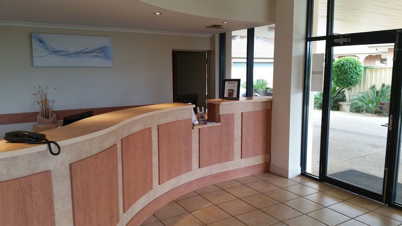 Imagen de los interiores del Hotel Best Western Chaffey International Motor Inn. Foto 19