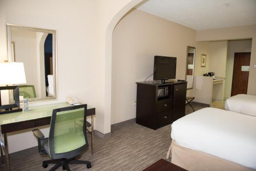 Imagen de la habitación del Hotel Best Western Champions Forest Inn and Suites. Foto 4