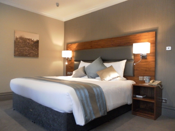 Imagen de la habitación del Hotel Best Western Chilworth Manor. Foto 3