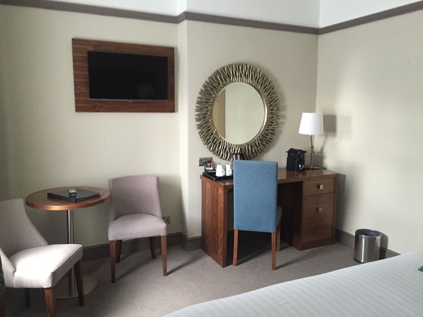 Imagen de la habitación del Hotel Best Western Chilworth Manor. Foto 16