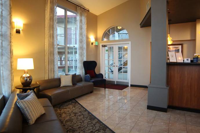 Imagen de los interiores del Hotel Best Western China Lake Inn. Foto 19